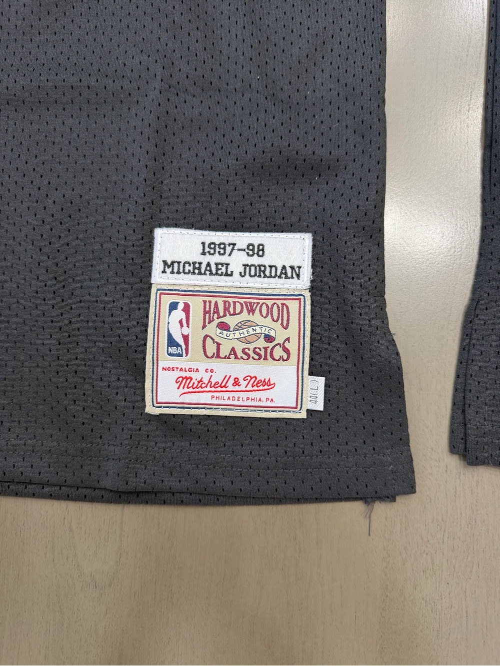 Black Jordan jerseys - Picture 3 of 5